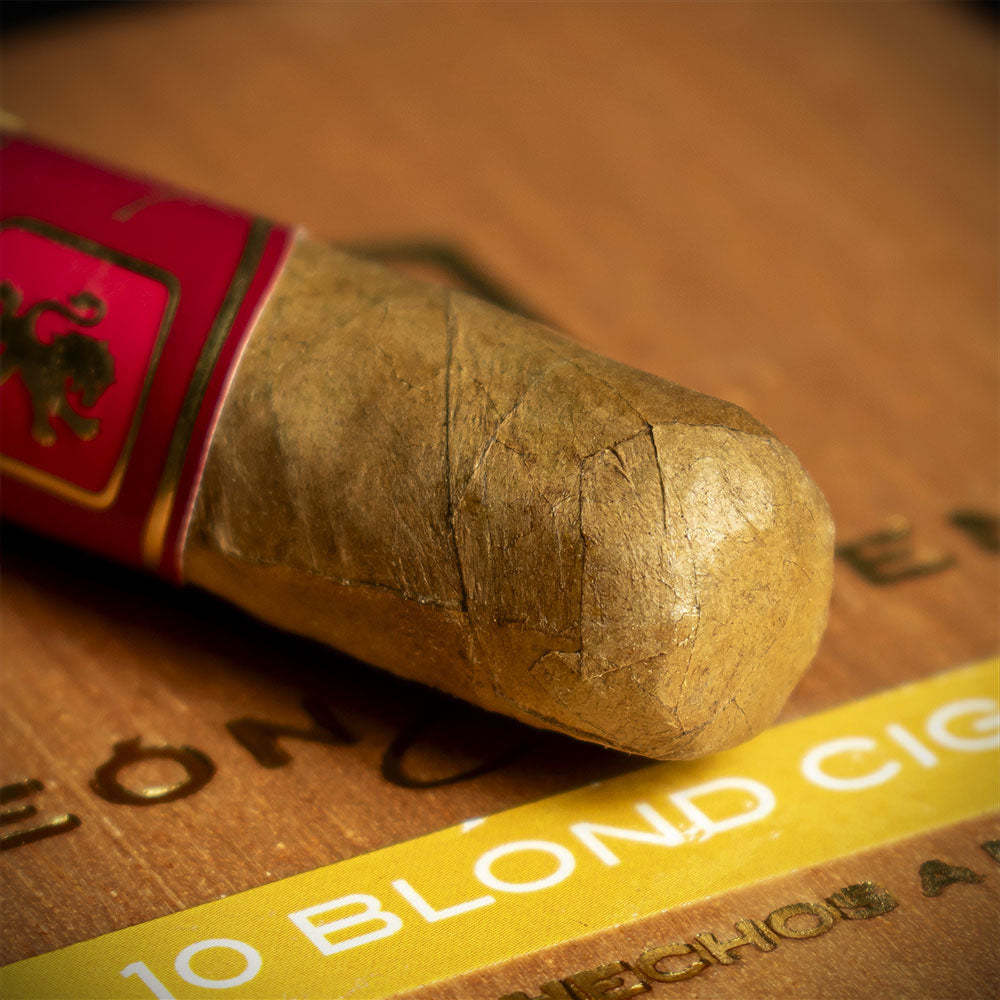 Leon Jimenes Petit Corona Blond Vanilla Cigar Single - Image 5